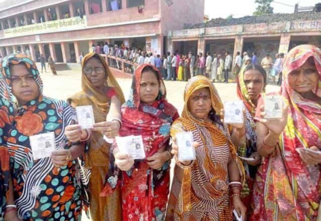 बिहार चुनाव: जानें किन 71 सीटों पर आज से नामांकन होंगे