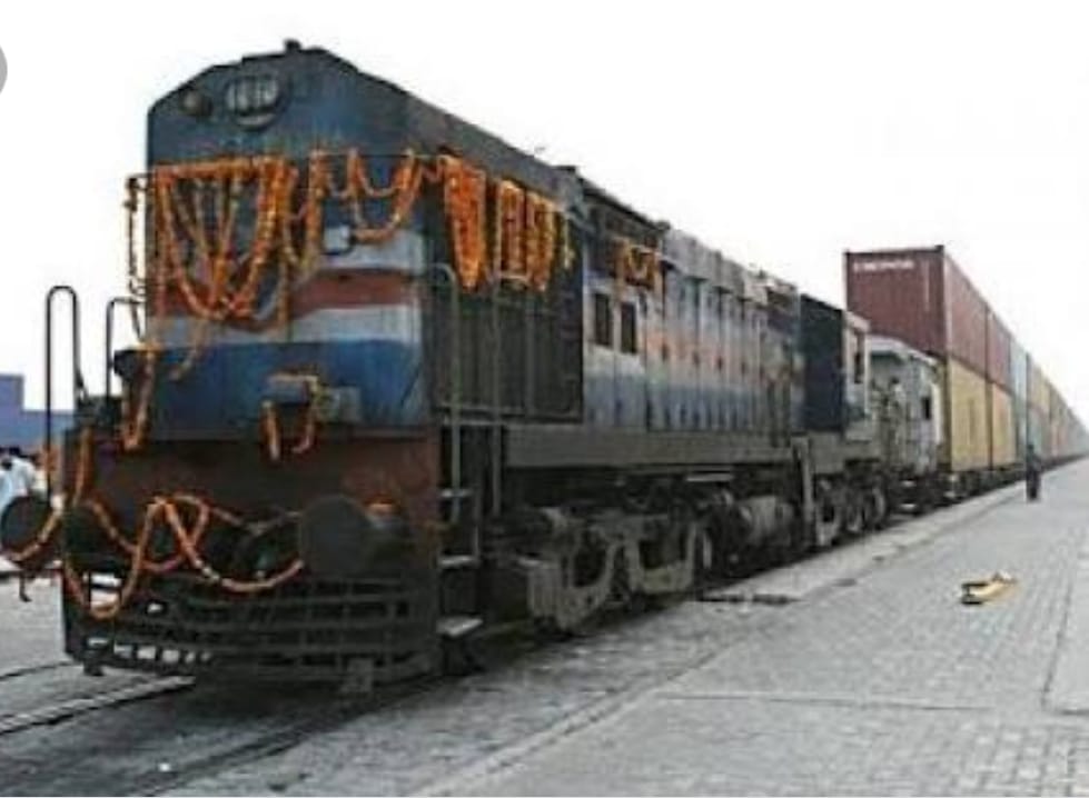 Double Decker Train Innougration in India