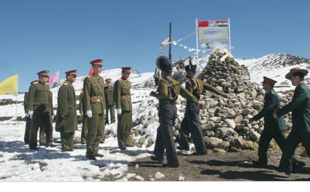 भारत और चीन की सेनाएं एलएसी पर 15 महिने के बाद पीछे हटी