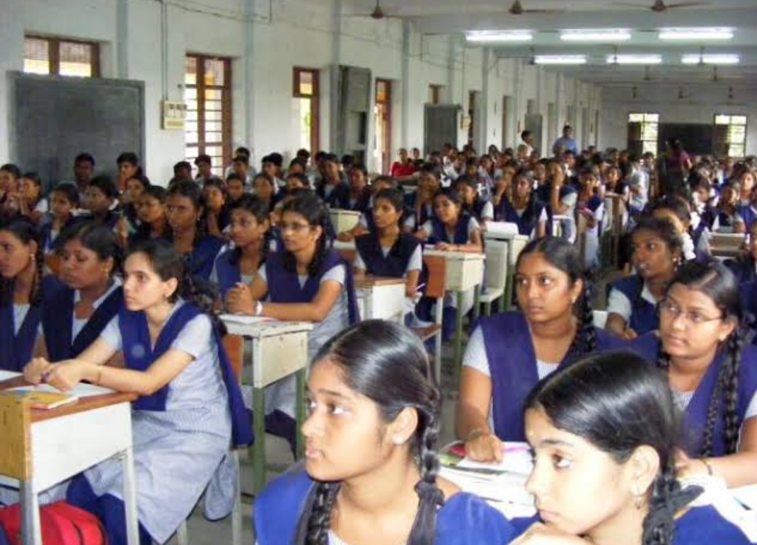 भारत : 12 साल और उससे ऊपर के बच्चों के स्कूल खोल देने चाहिए : चेयरमैन डॉ. एन. के. अरोरा, कोविड वर्किंग ग्रुप