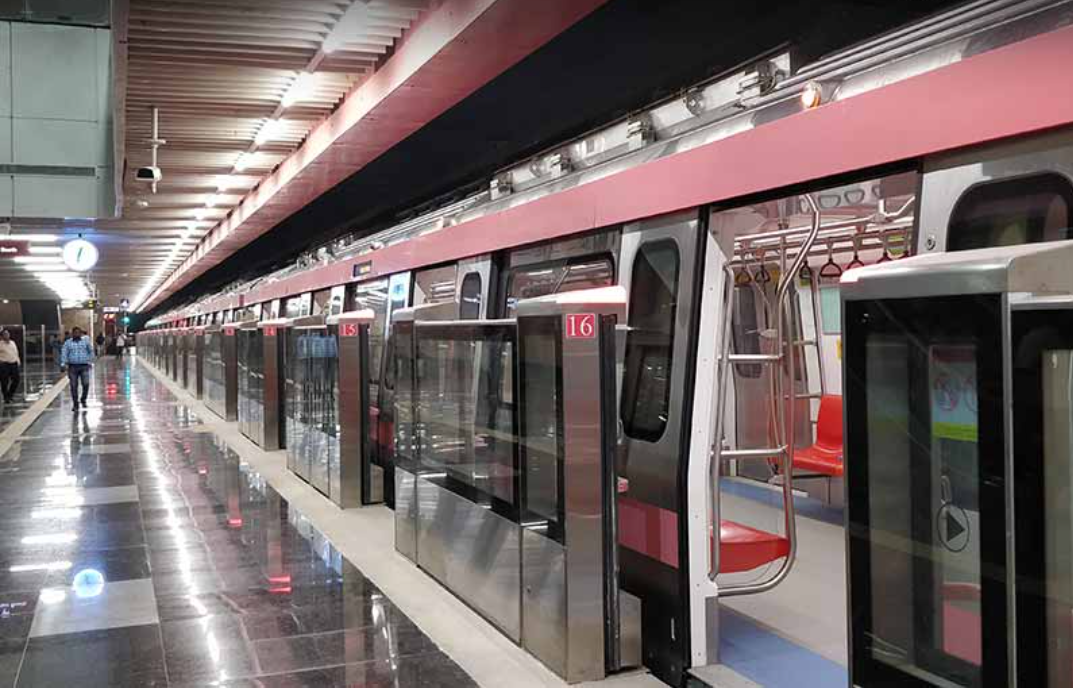 दिल्ली : मेट्रो की सबसे लंबी पिंक लाइन पर आज से ट्रेनों का परिचालन शुरू
