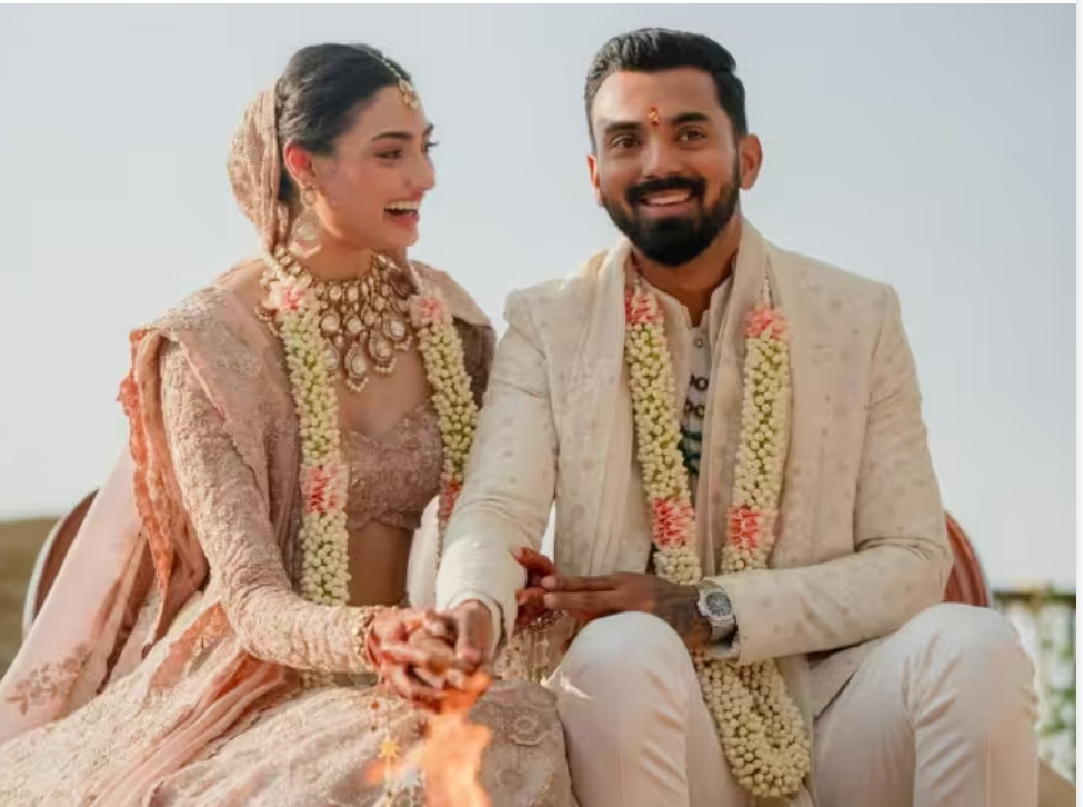 अभिनेत्री अथिया शेट्टी और क्रिकेटर केएल राहुल ने रचाई शादी, बॉलीवुड और क्रिकेट का पुराना रिश्ता, जानिये ऐसे ही कपल्स के बारे में