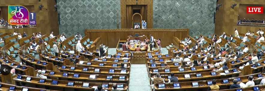 Parliament Budget Session : लोकसभा स्पीकर के खिलाफ विपक्ष ने दिया अविश्वास प्रस्ताव का नोटिस