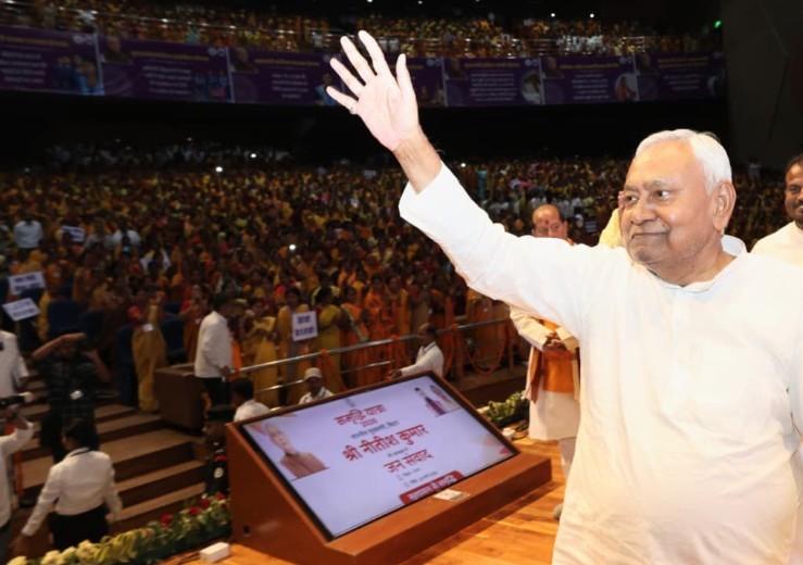 बिहार : मुख्यमंत्री नीतीश कुमार 10 अप्रैल को दिल्ली आएंगे , इस्तीफा पर सस्पेंस बरकरार